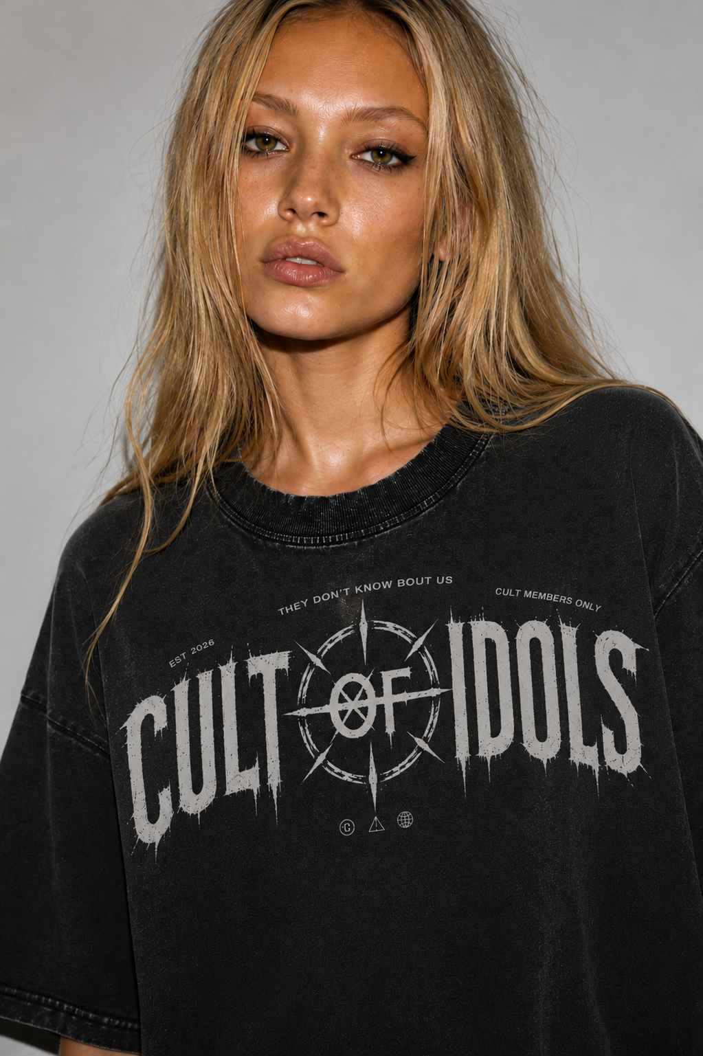 HOOLIGAN THE TEE
