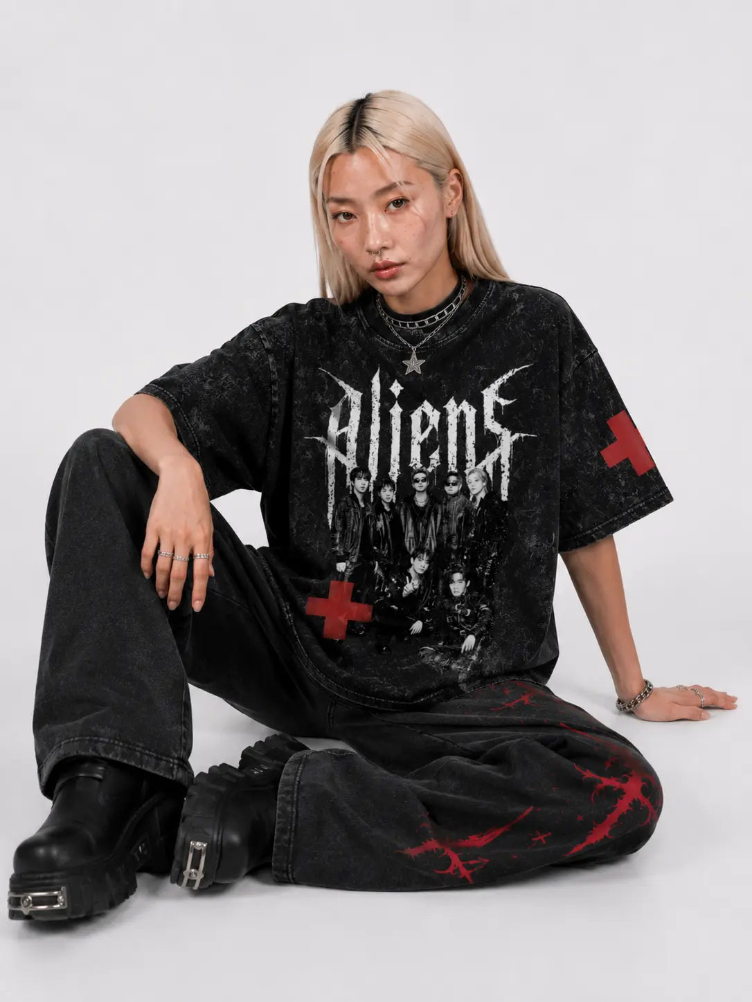Aliens bts oversized vintage t-shirt